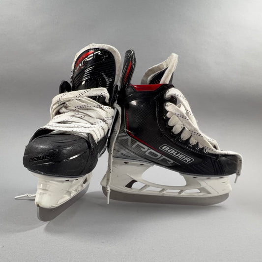 Bauer Vapor 3X Size 4.5 Intermediate Hockey Skates