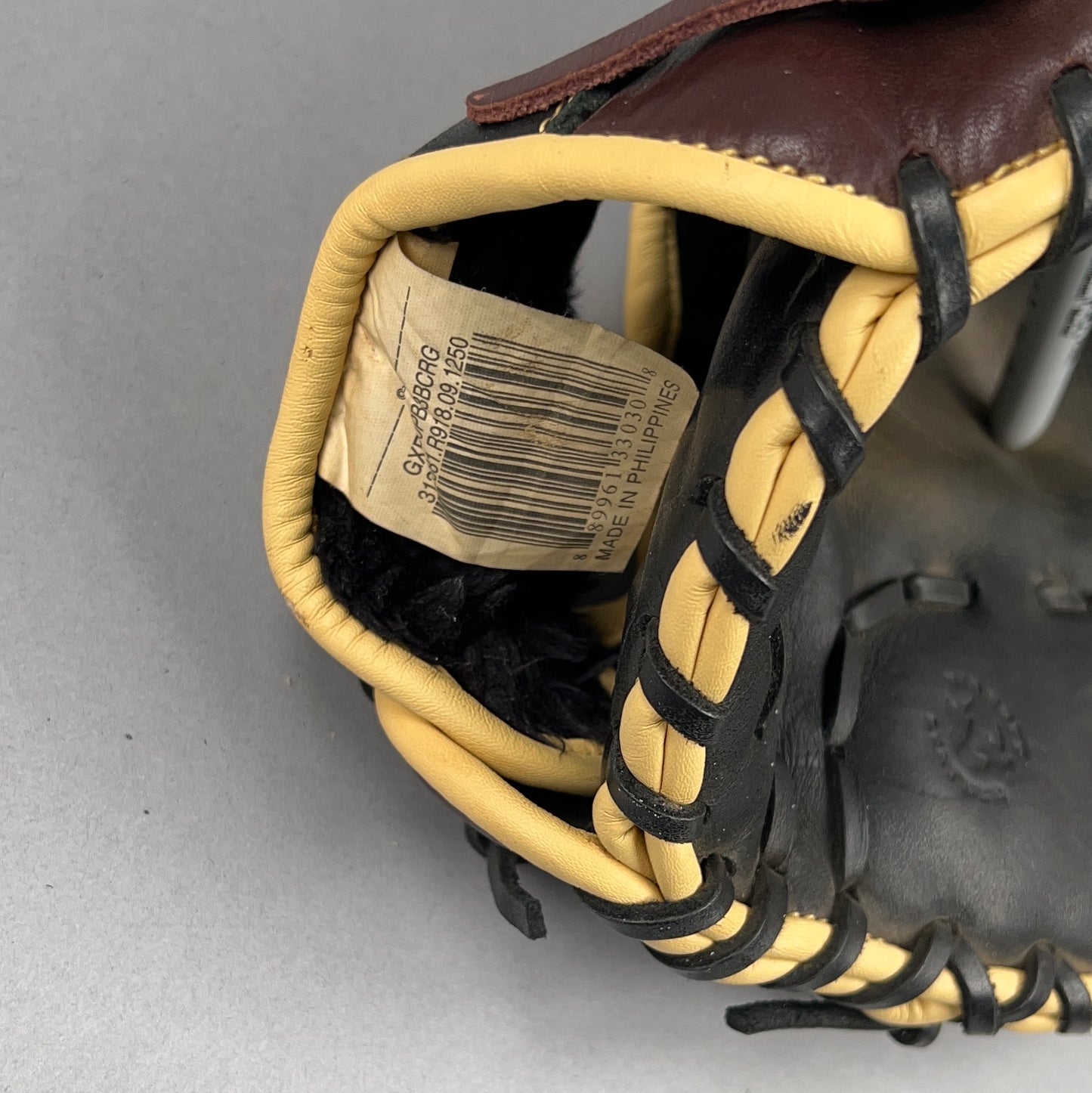 Mizuno GXF 50 PB3BC 12.5" Right Hand Thrower First Baseman's Glove