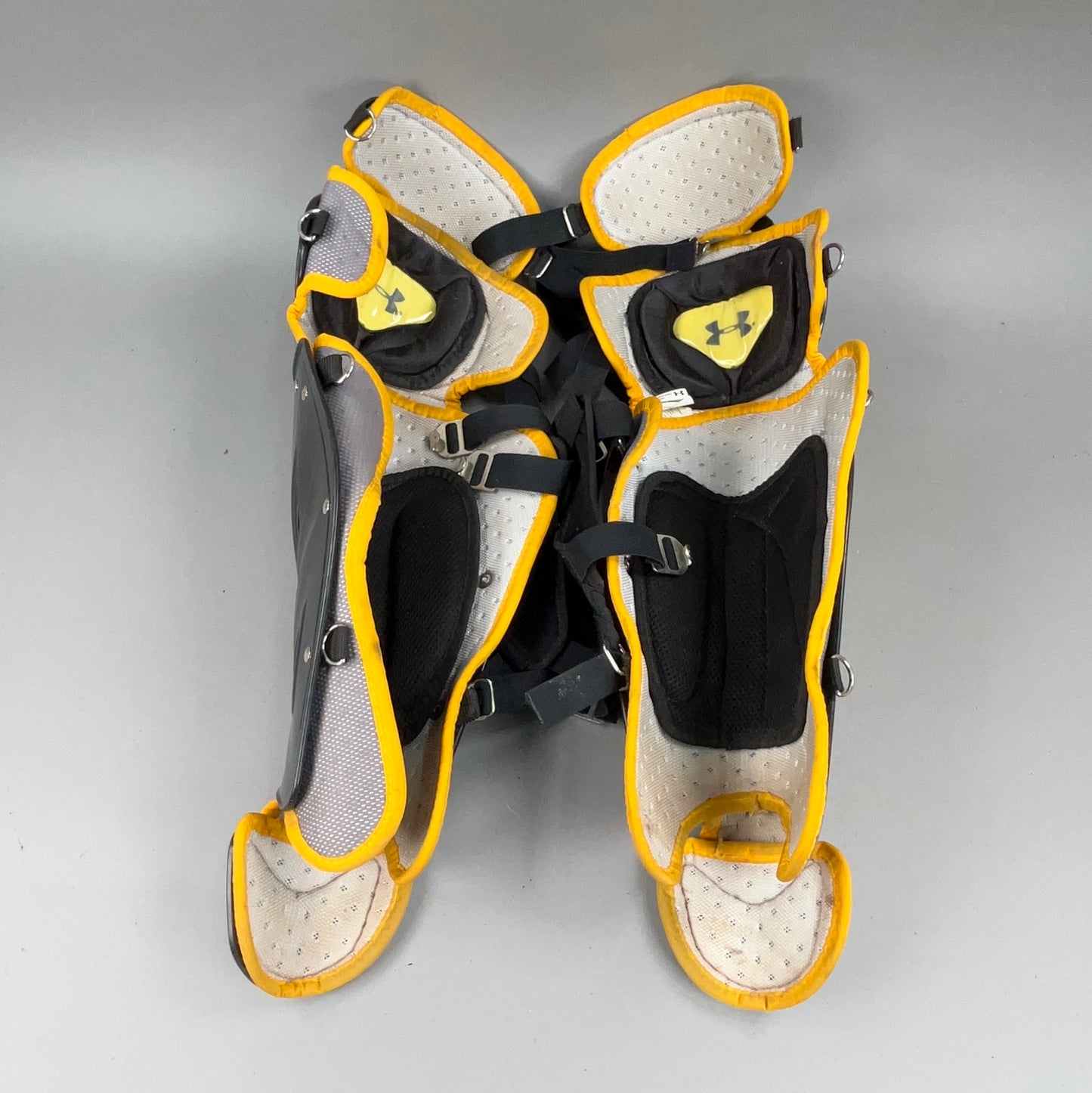 Under Armour UAWLG2-AL Senior 16" Catchers Shin Guards