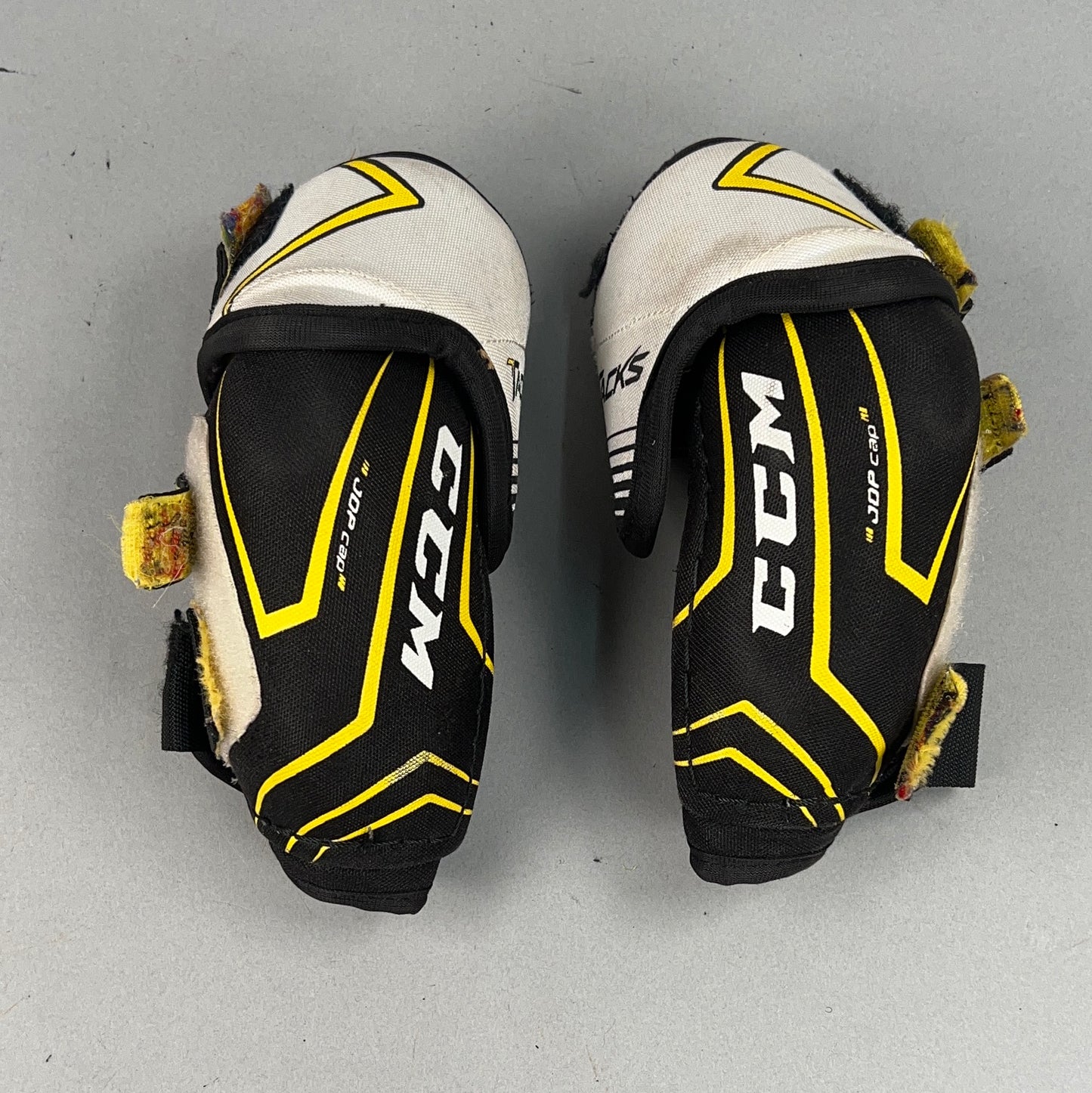 CCM Tacks Vector Plus Junior Medium Hockey Elbow Pads