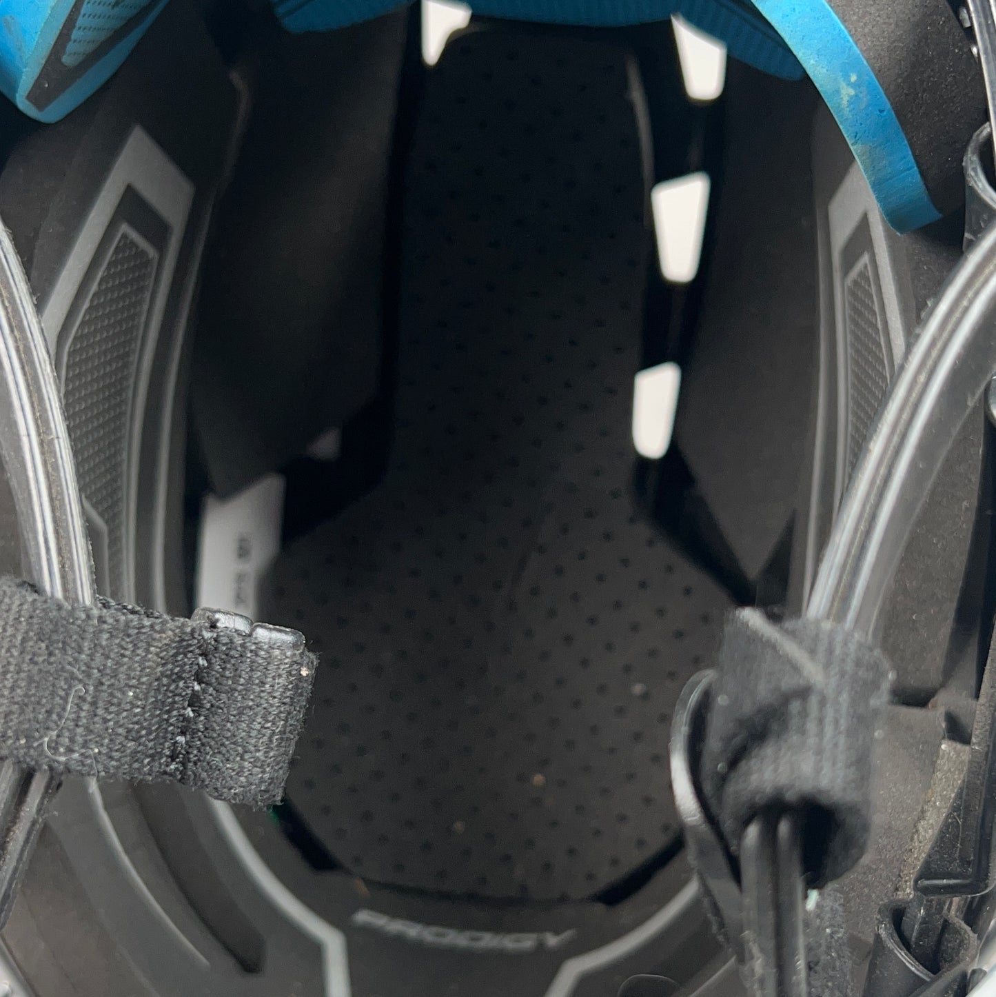 Bauer Prodigy Large 6" to 6 5/8" Youth Hockey Helmet