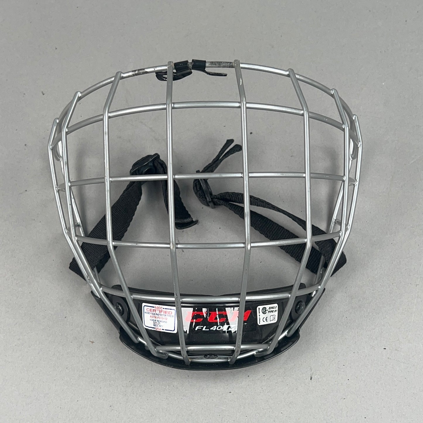 CCM FL40 M Junior Medium Hockey Cage
