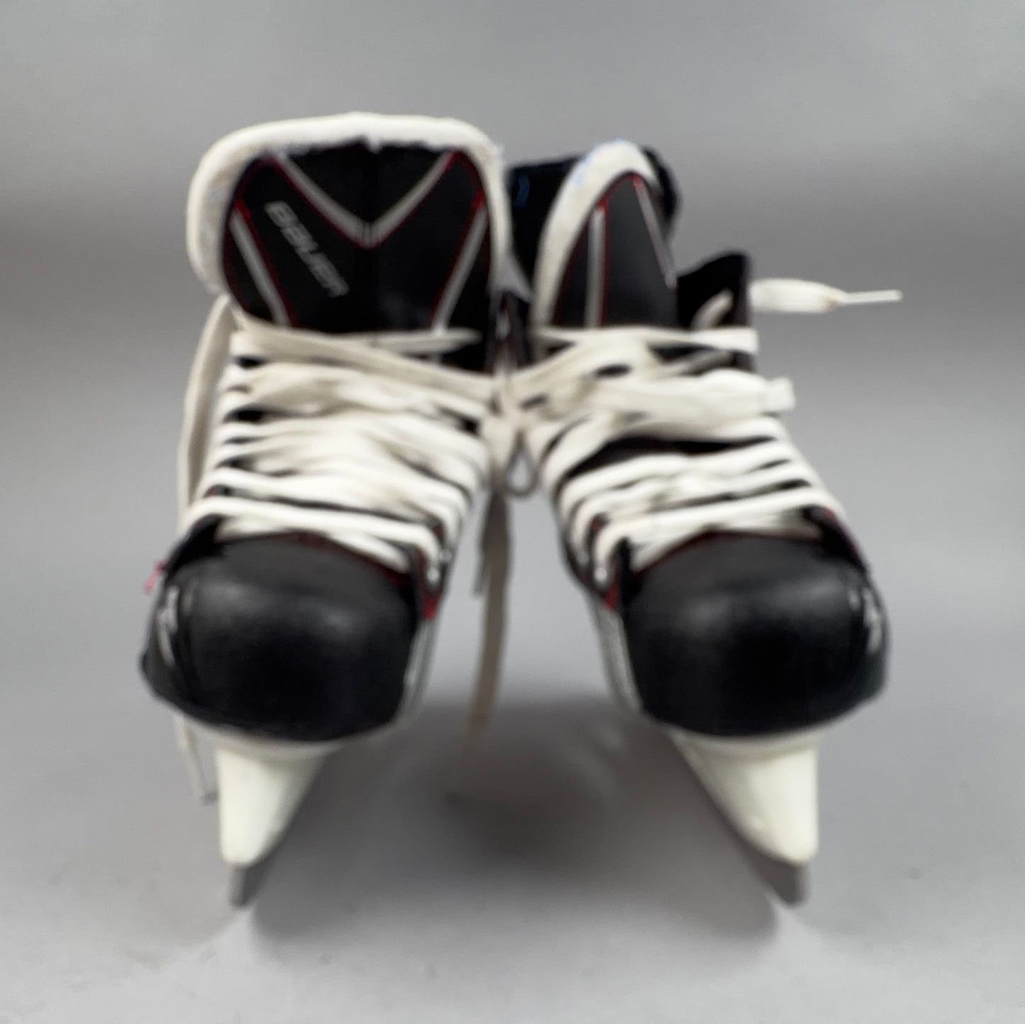 Bauer Vapor X200 Size 3 Junior Hockey Skates