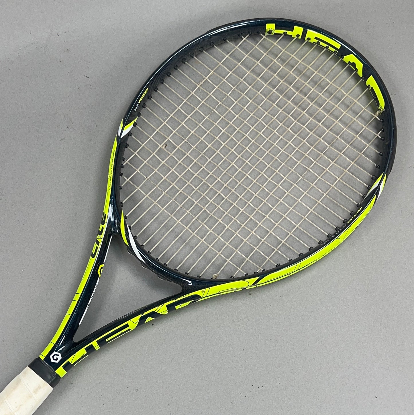 Head Graphine Extreme Lite Tennis Racquet 4 1/4" Grip & 100in² Head Size