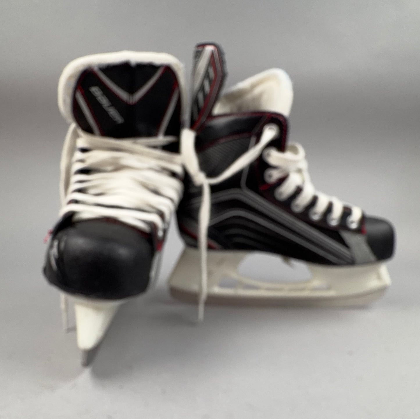Bauer Vapor X200 Size 3 Junior Hockey Skates