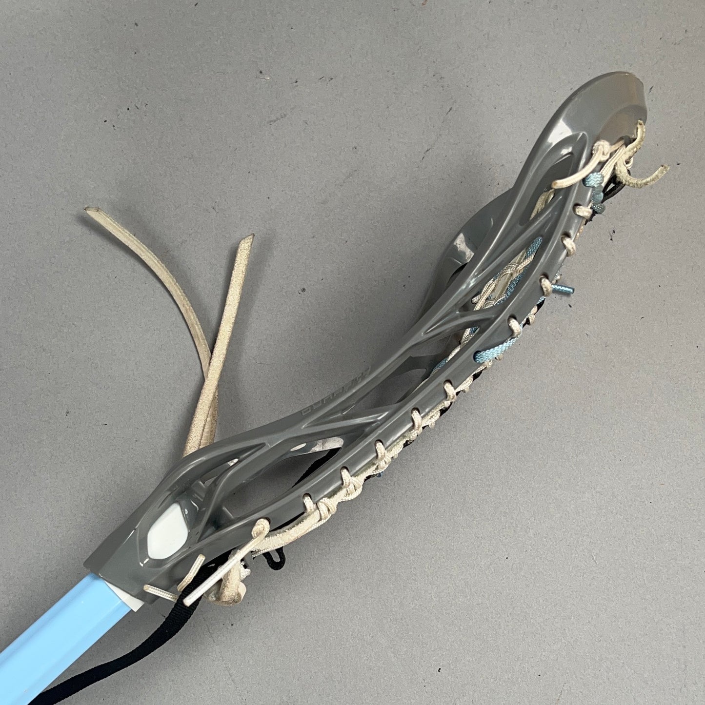 Brine Dynasty Rise Womens Attack/Mid Lacrosse Head w/ 32" Dynasty Rise