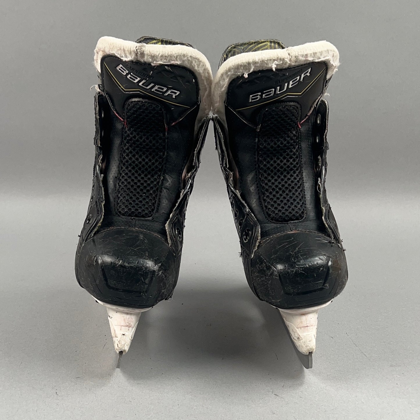 Bauer Supreme Ignite Pro+ Size 1 Junior Hockey Skates