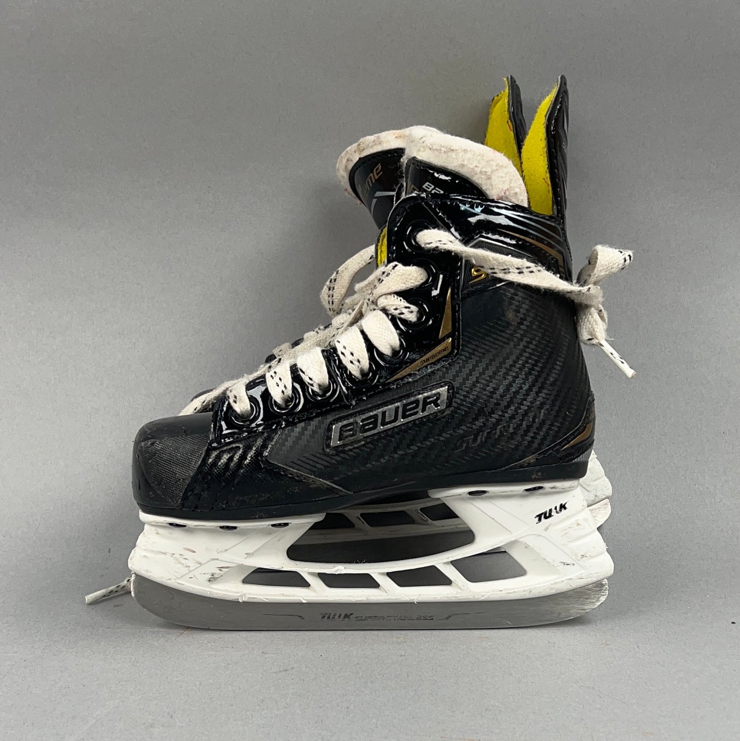 Bauer Supreme S27 Size 11Y Youth Hockey Skates