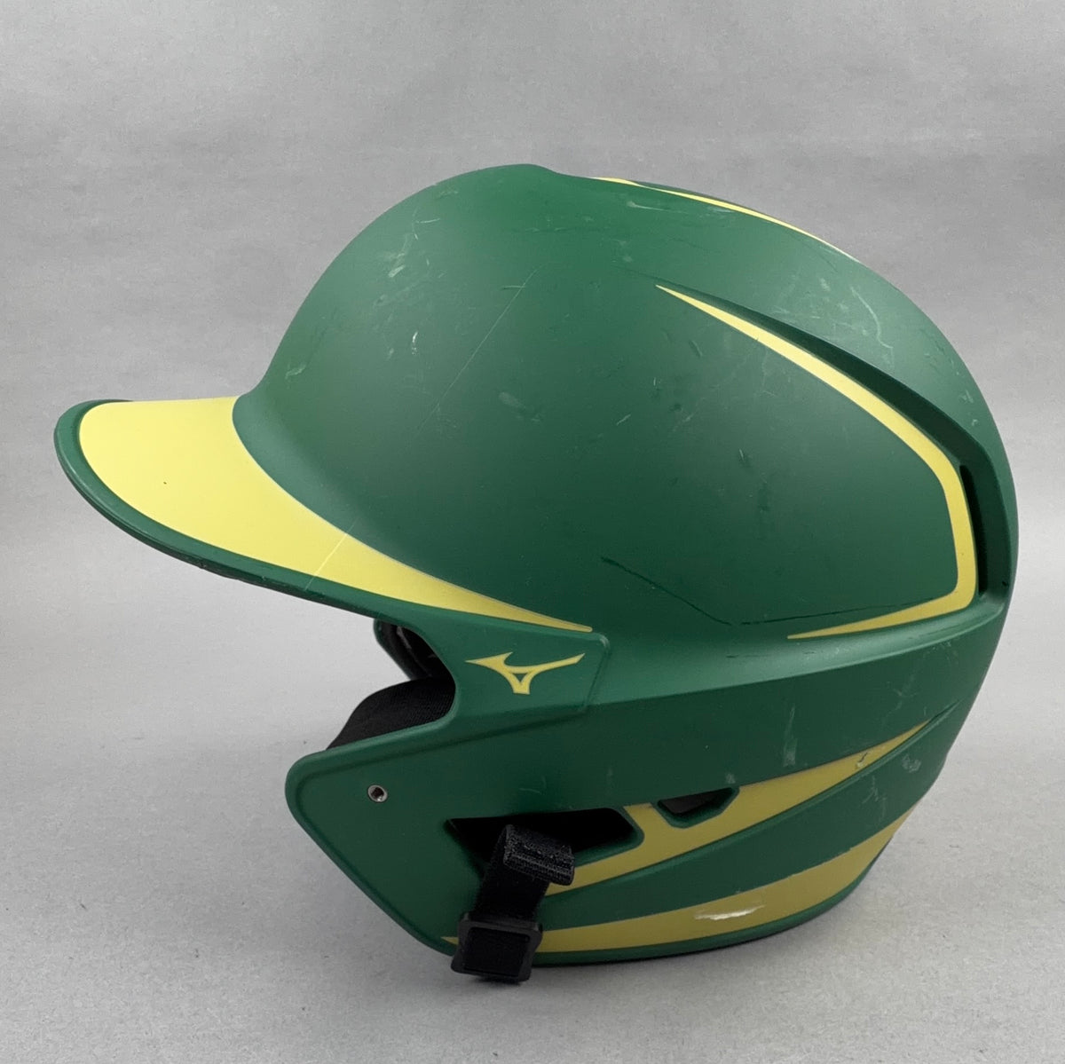 Mizuno F6 7 3/8" to 7 7/8" Senior Baseball Batting Helmet