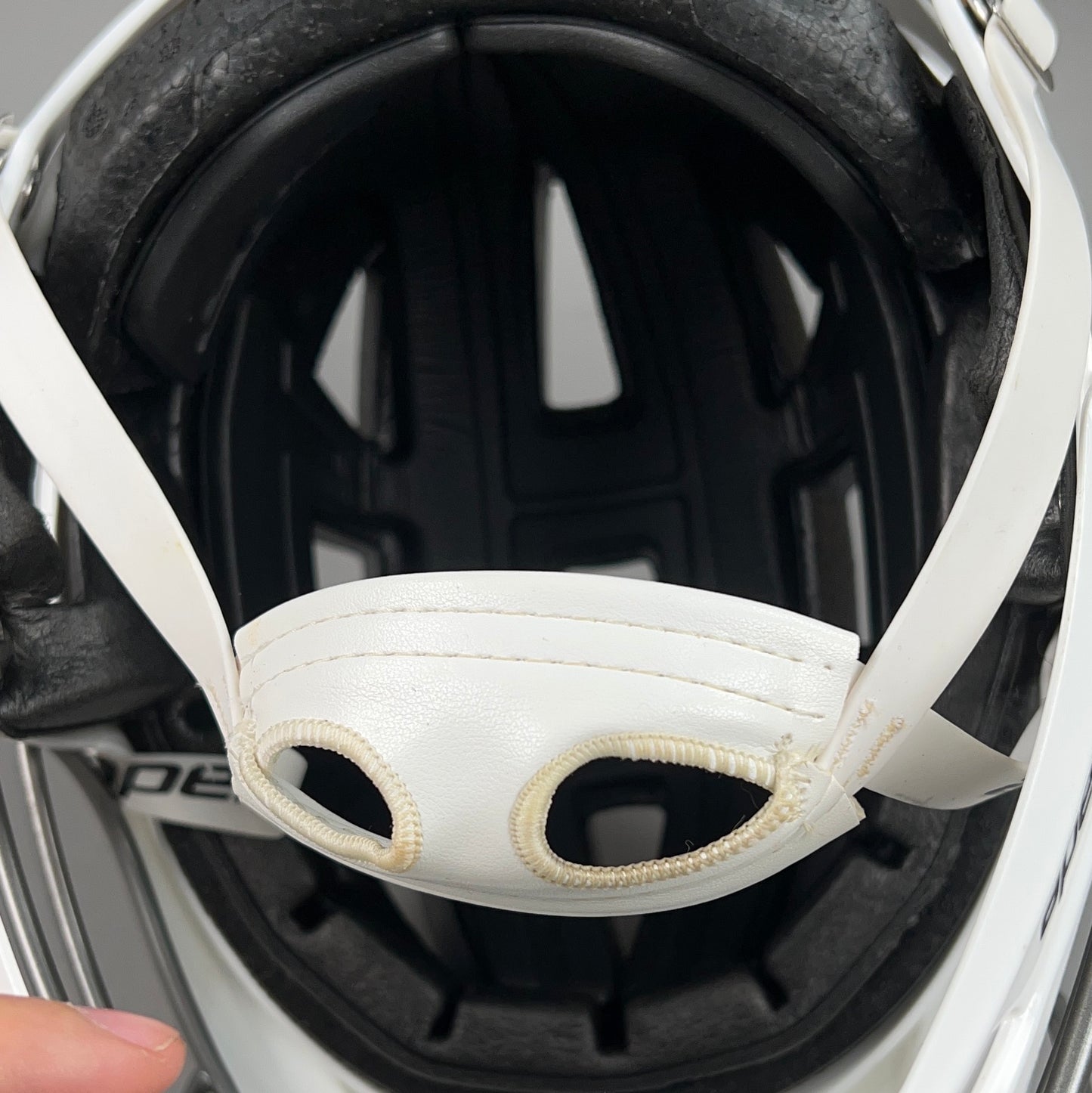 Cascade CPV-R S/M Adjustable 21.5" to 23" Lacrosse Helmet