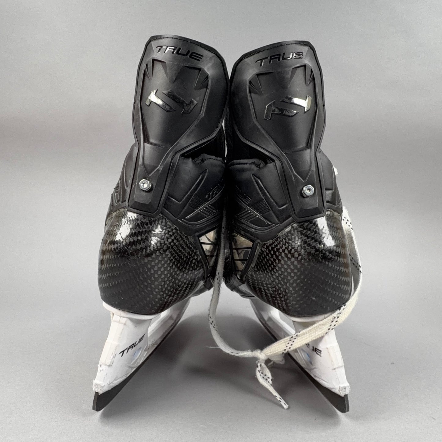 True SVH Custom Size 6.5 Intermediate Hockey Skates