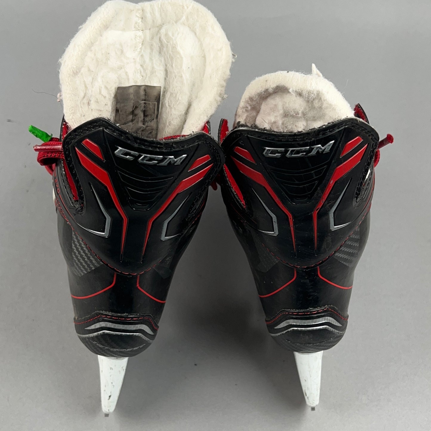 CCM JetSpeed 270 Size 4 Intermediate Hockey Skates