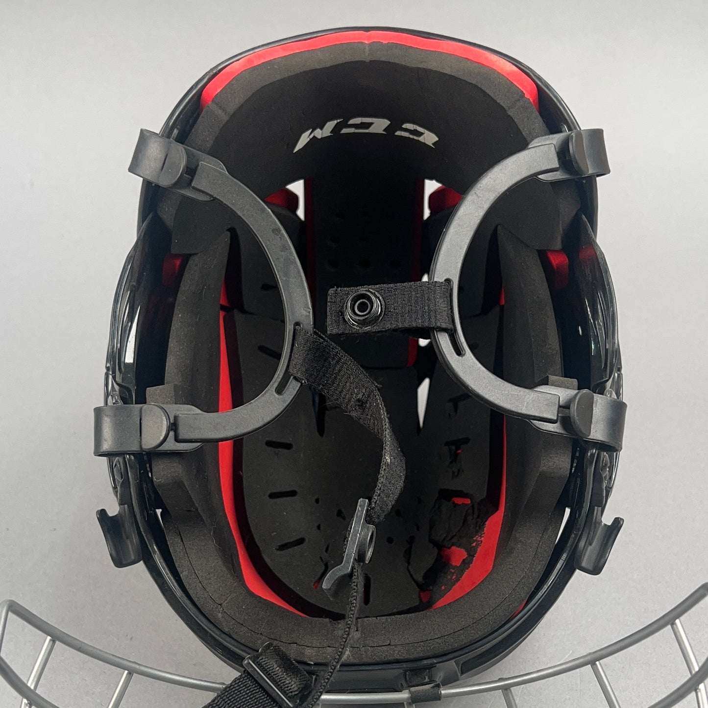 CCM 50 S Small 6 1/4" to 7" Junior Hockey Helmet