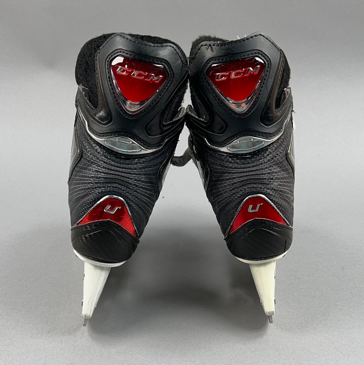 CCM U+ Size 2.5 Junior Hockey Skates