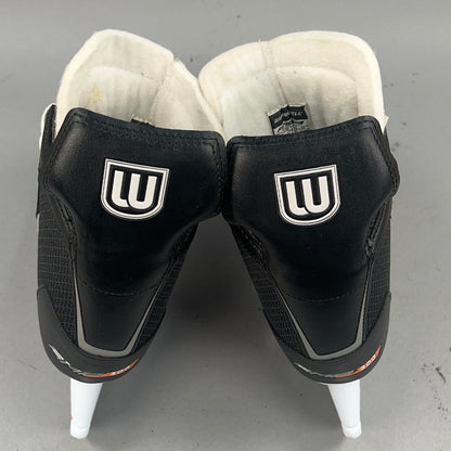 Winnwell AMP 300 Size 6 Intermediate Hockey Skates