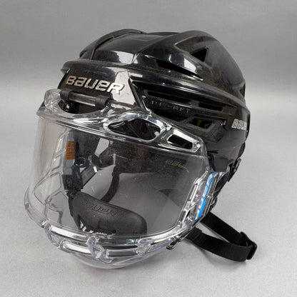 Bauer Re-Akt 150 Medium 22"-24" Hockey Helmet