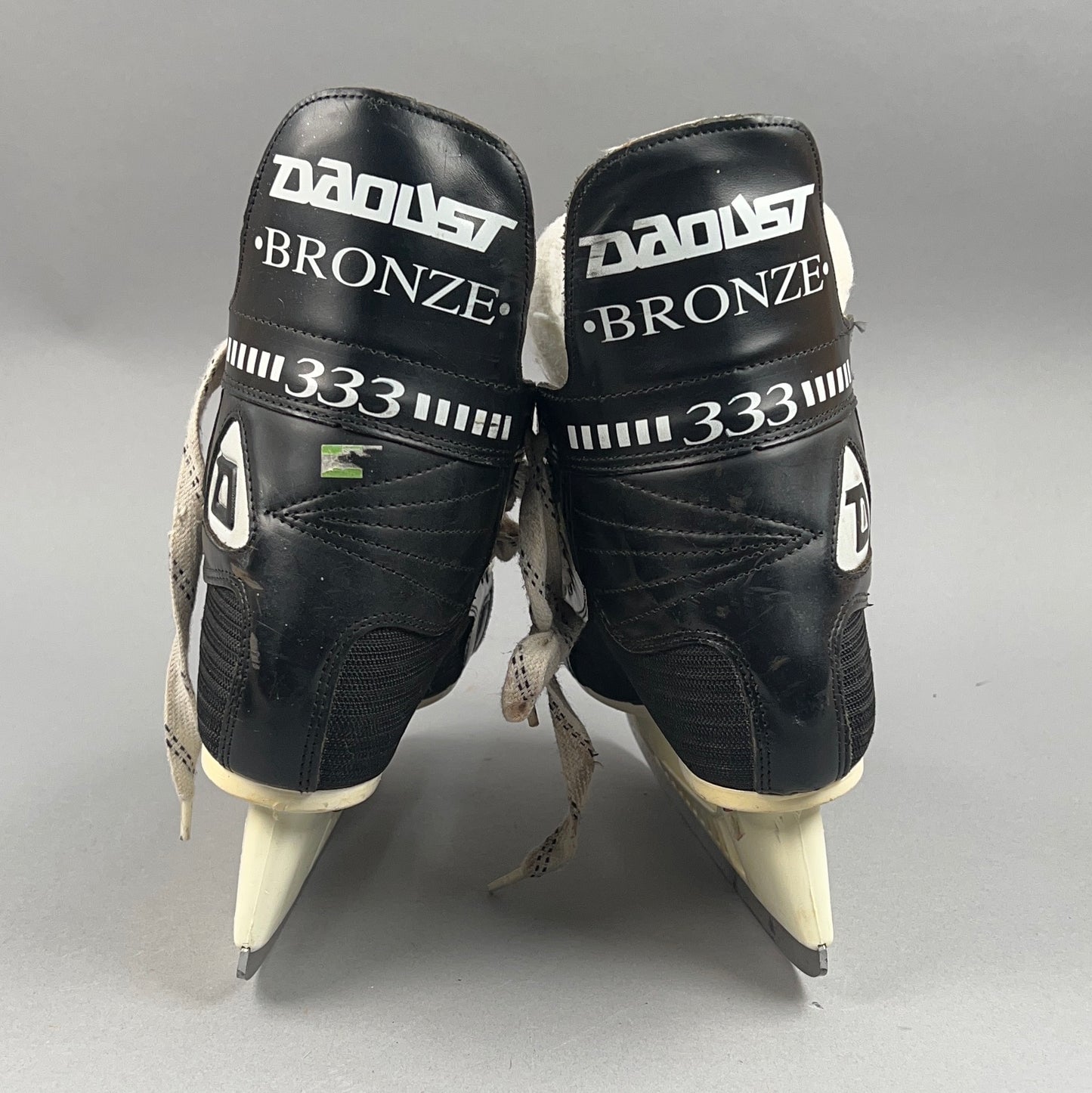 Daoust Bronze 333 Size 6 Vintage Intermediate Hockey Skates