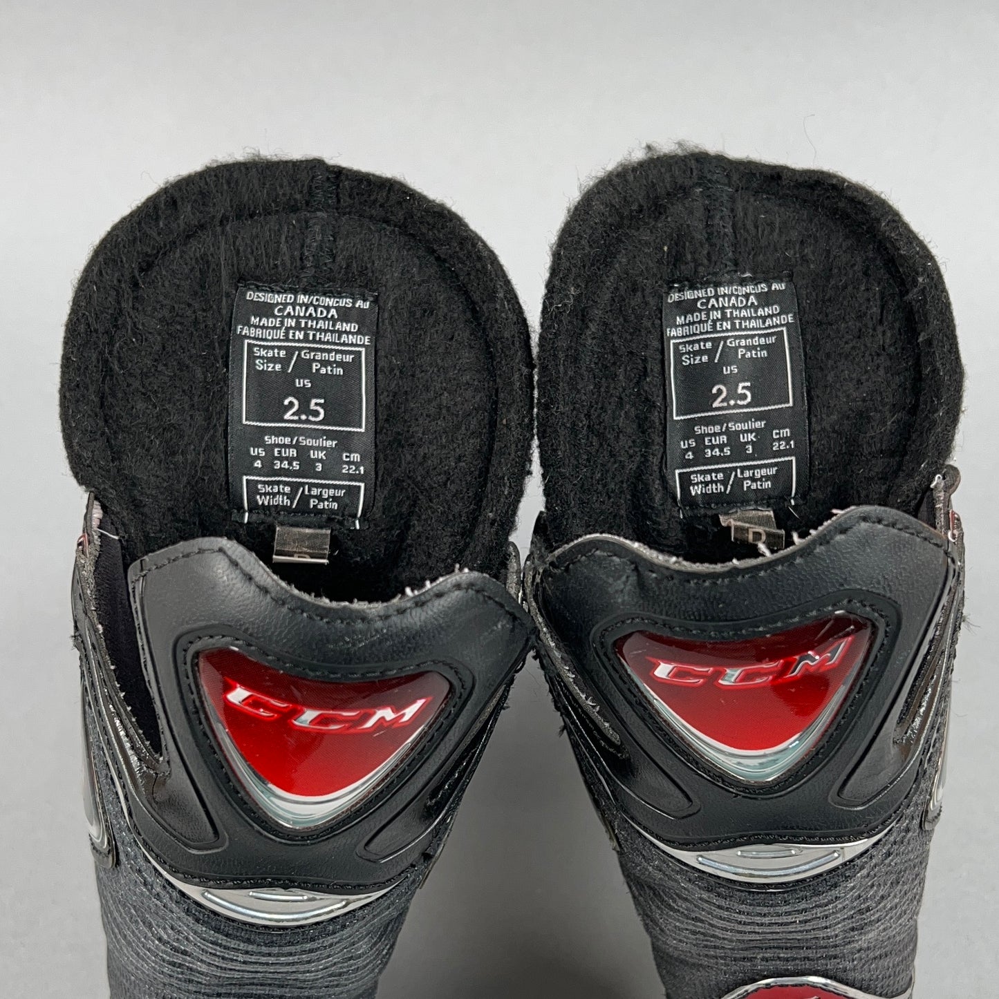 CCM U+ Size 2.5 Junior Hockey Skates