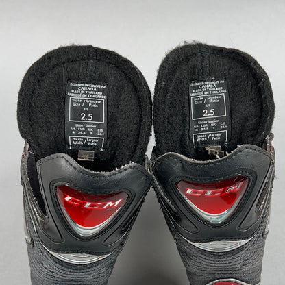 CCM U+ Size 2.5 Junior Hockey Skates