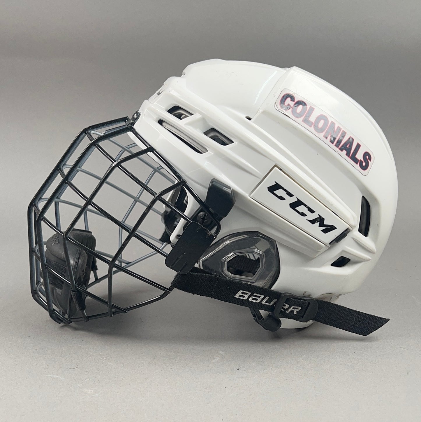 CCM Tacks 910 S Small 6 1/2" to 7 1/8" Junior Hockey Helmet