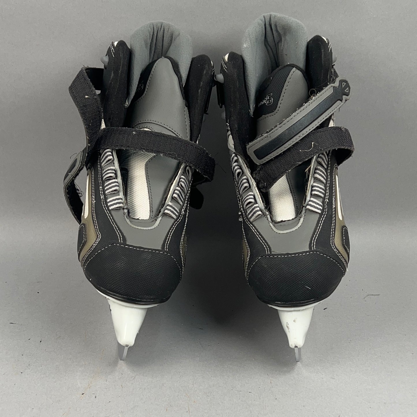 Reebok 6 Size 8 Ice Skates