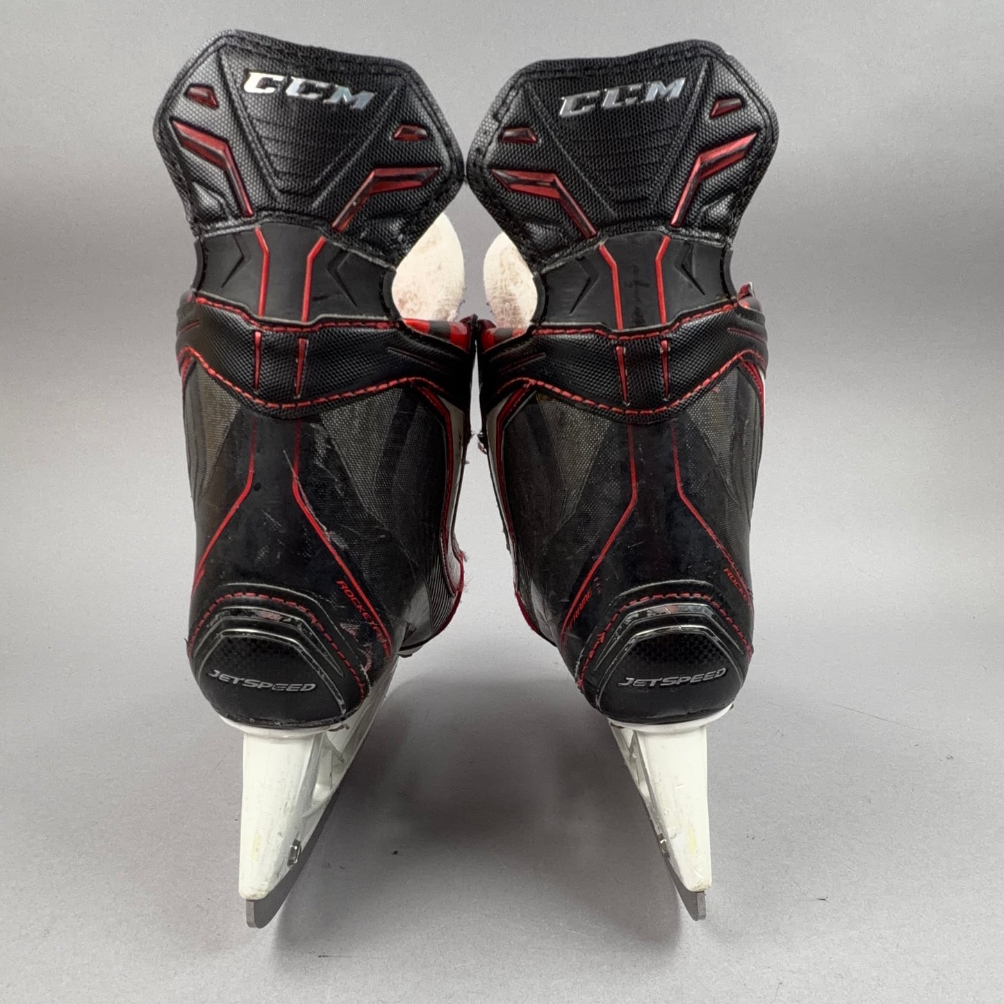 CCM Jetspeed Size 5 Intermediate Hockey Skates