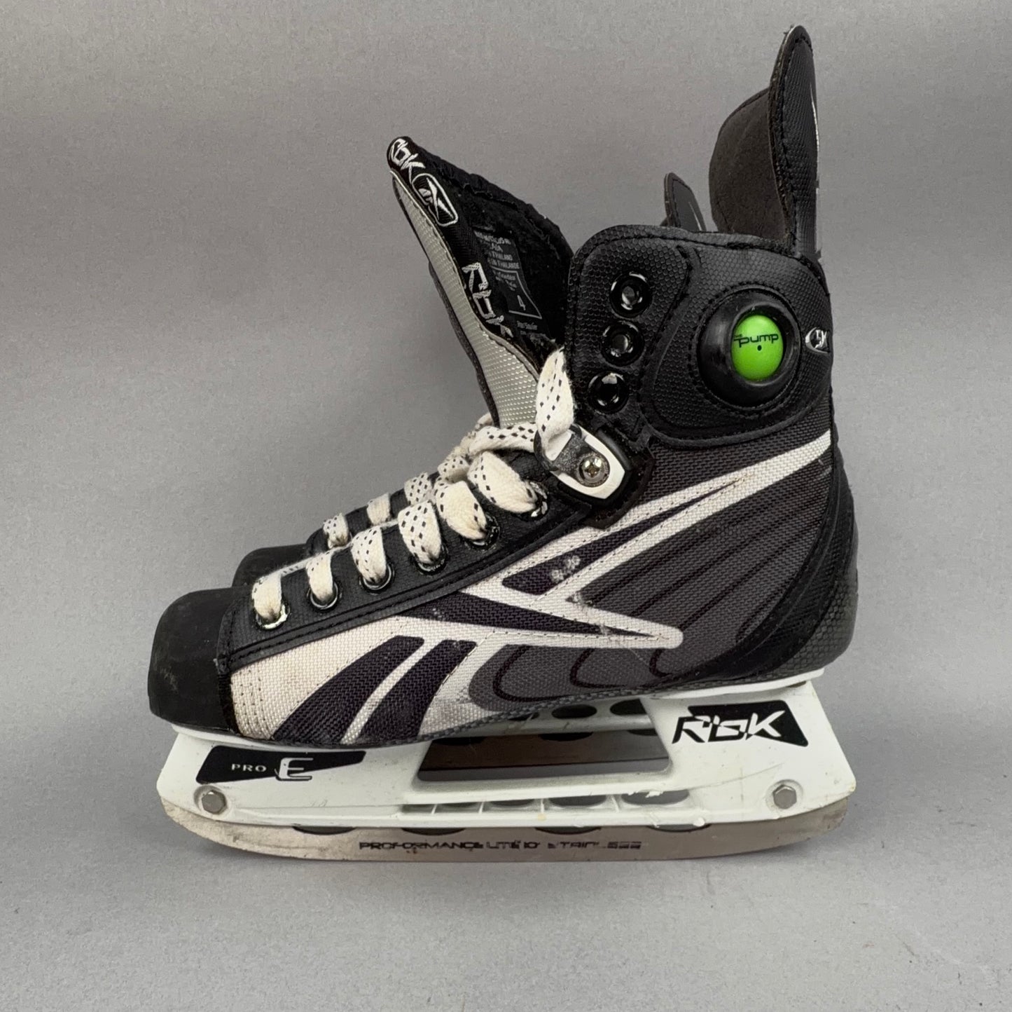 Reebok 5K Size 4 Intermediate Hockey Skates