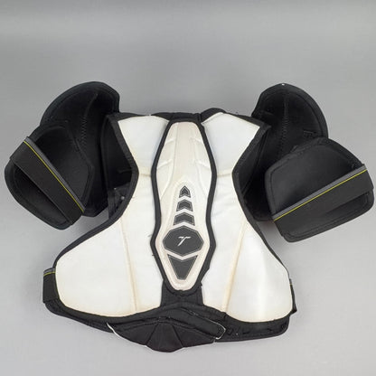 CCM Tacks 4052 Junior Large Hockey Shoulder Pads