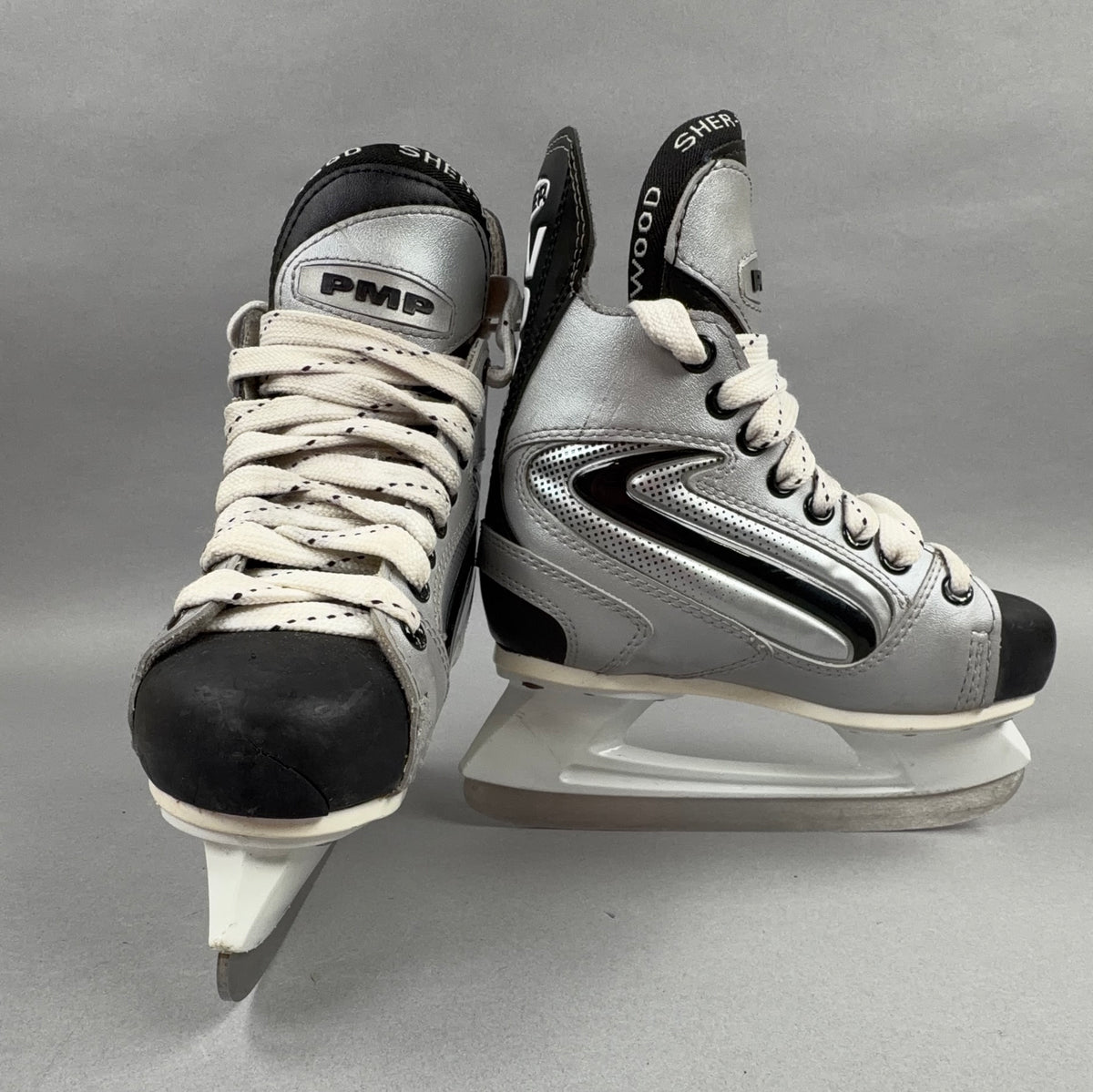Sher-Wood PMP X4 Size 12Y Youth Hockey Skates