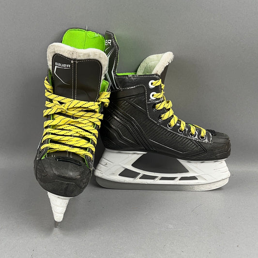 Bauer XLS Size 2 Junior Hockey Skates