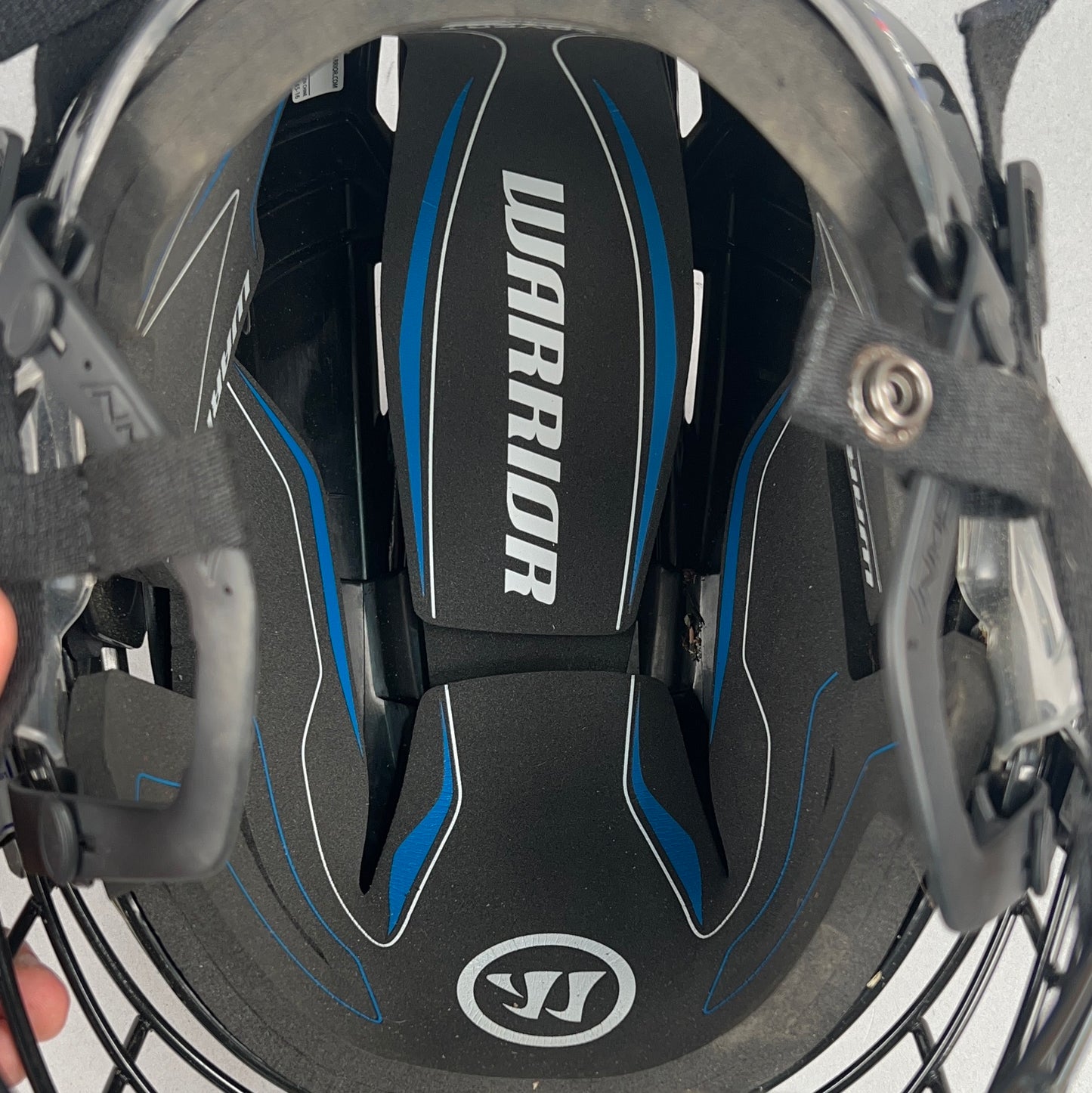 Warrior Covert PX2 Small 6 5/8" to 7" Junior Hockey Helmet