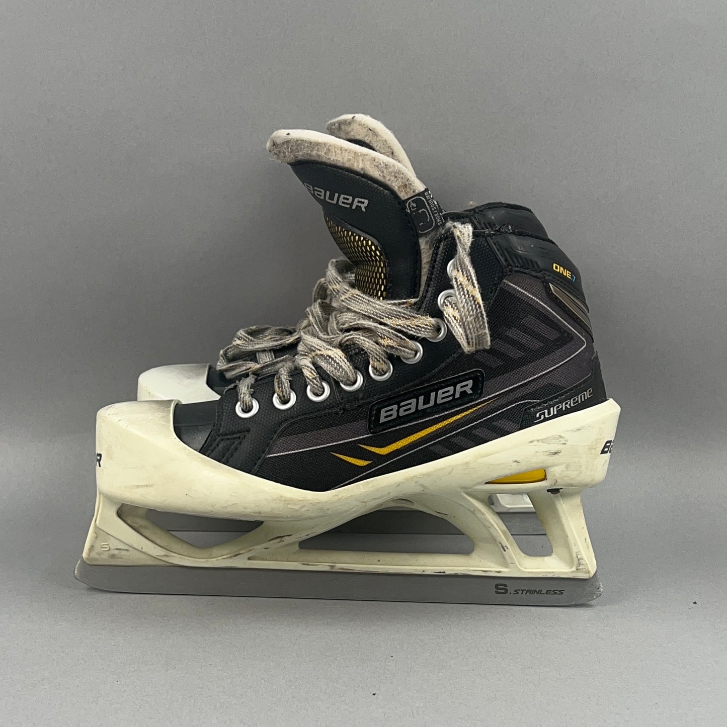 Bauer Supreme One.7 Size 5 Hockey Goalie Skates