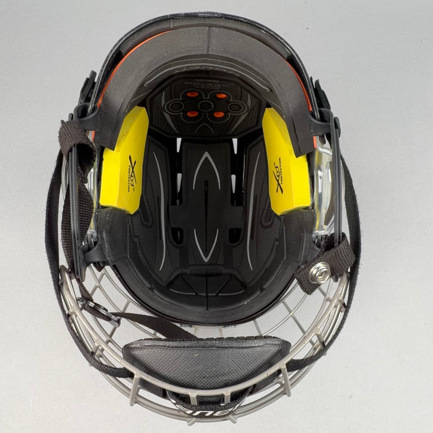 Bauer Re-Akt 75 Medium 6 7/8" to 7 3/8" Senior Hockey Helmet