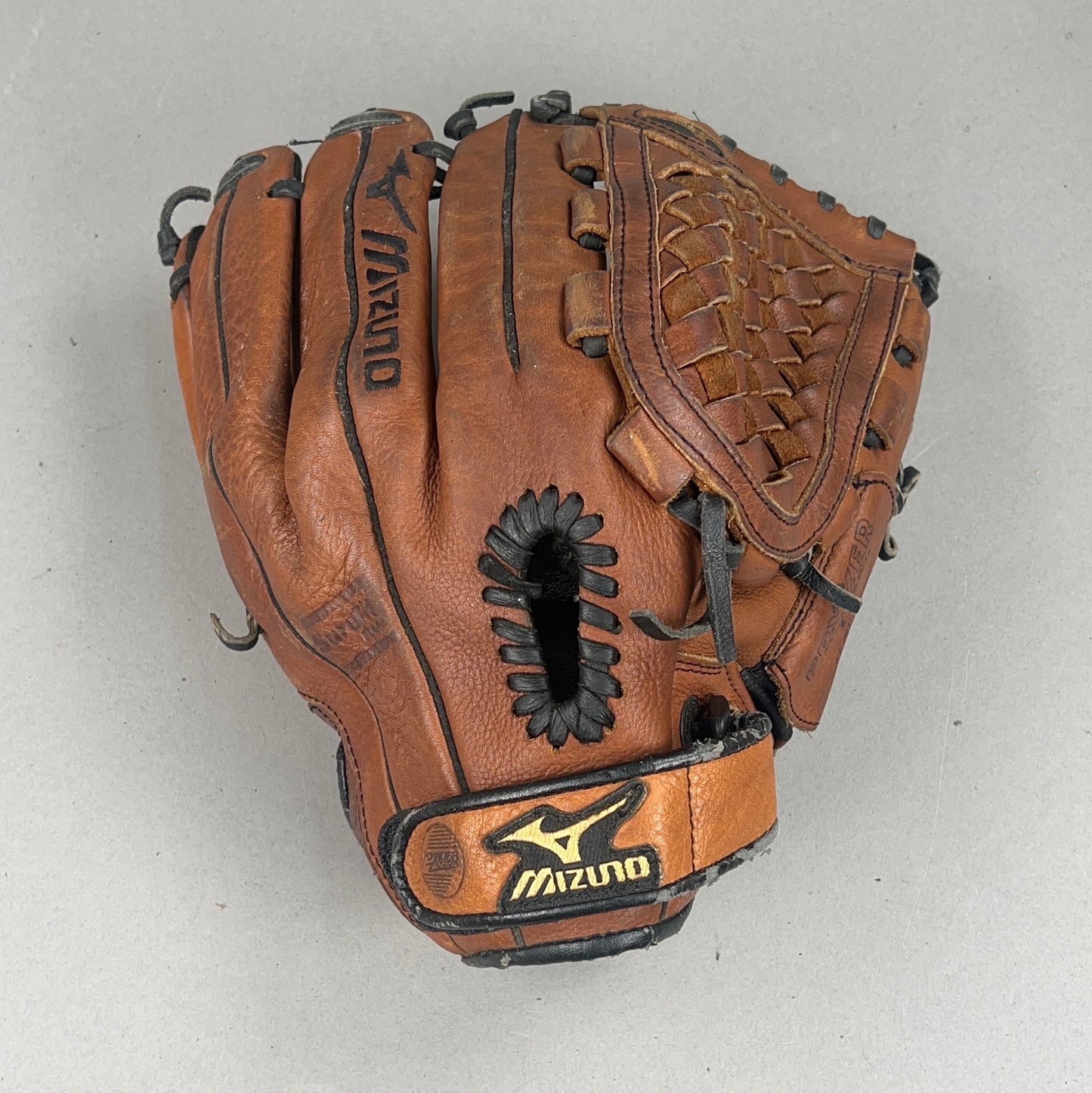 Mizuno Prospect 11.5" Right Hand Thrower Baseball Glove