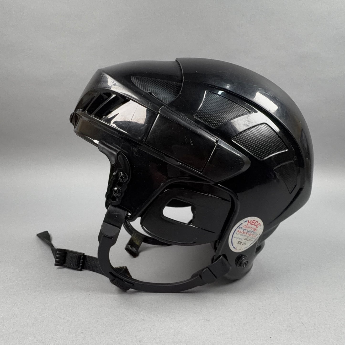 CCM FL40 Medium 6 7/8" to 7 3/8" Hockey Helmet