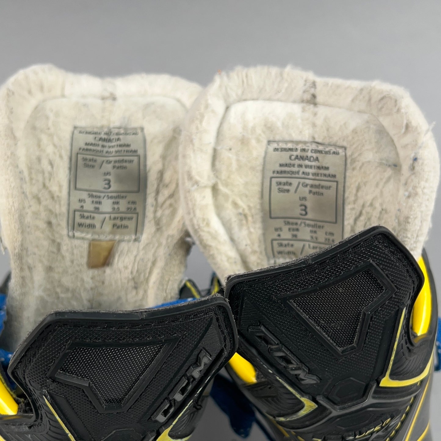 CCM Super Tacks AS3 Size 3 Junior Hockey Skates