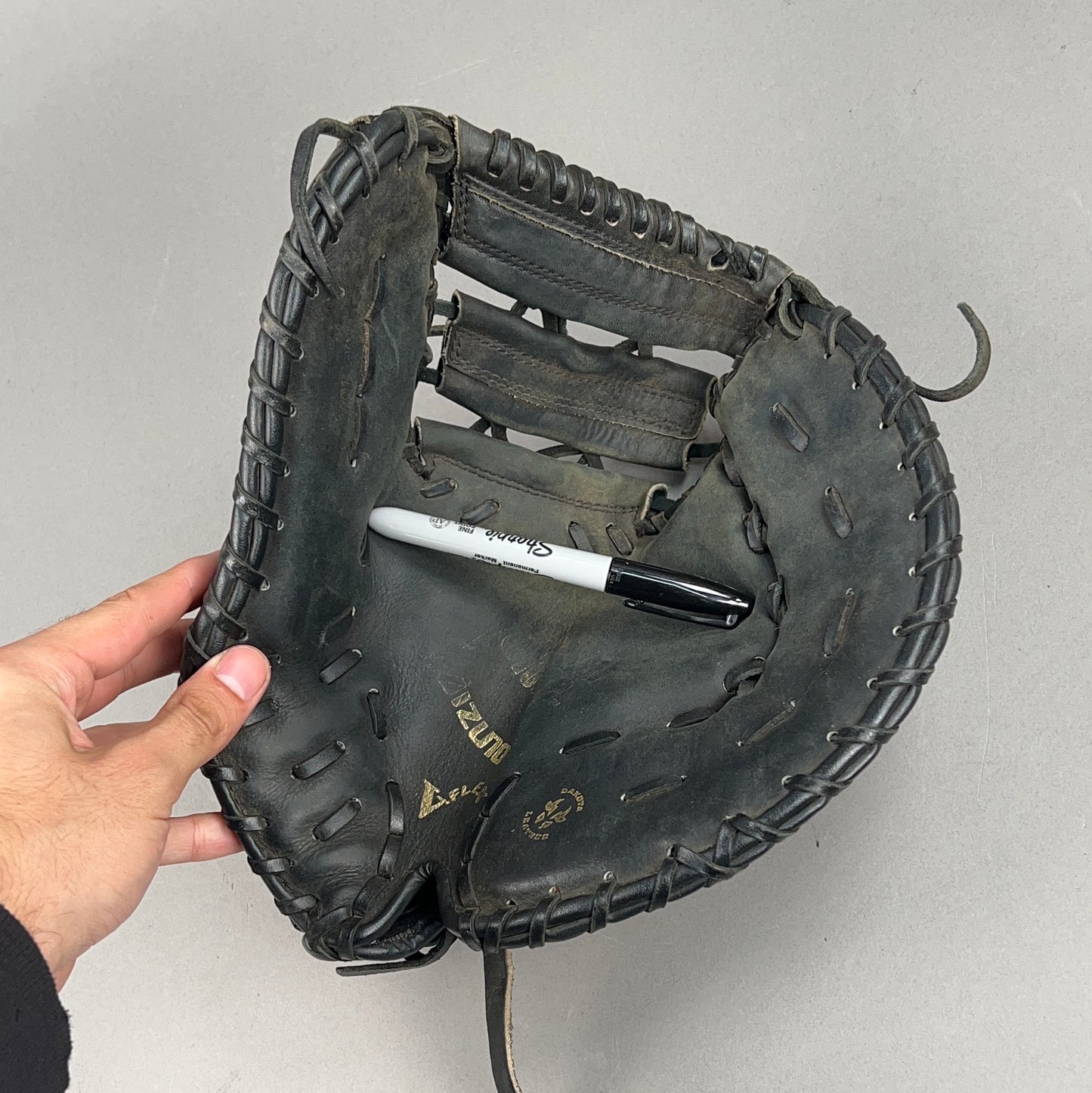 Mizuno GXF 102 Dakota 12" Right Hand Thrower First Baseman's Glove