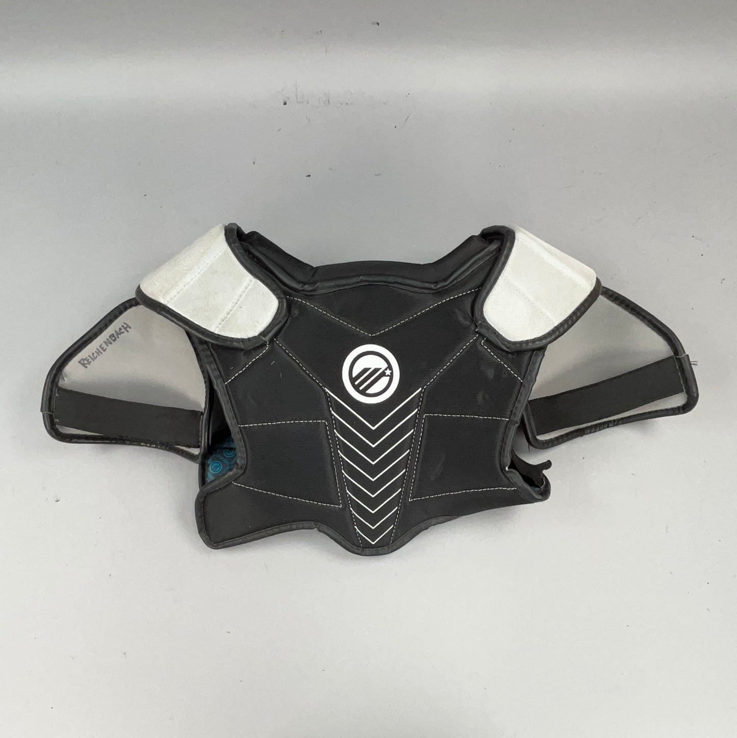 Maverik Charger Youth Medium Lacrosse Shoulder Pads
