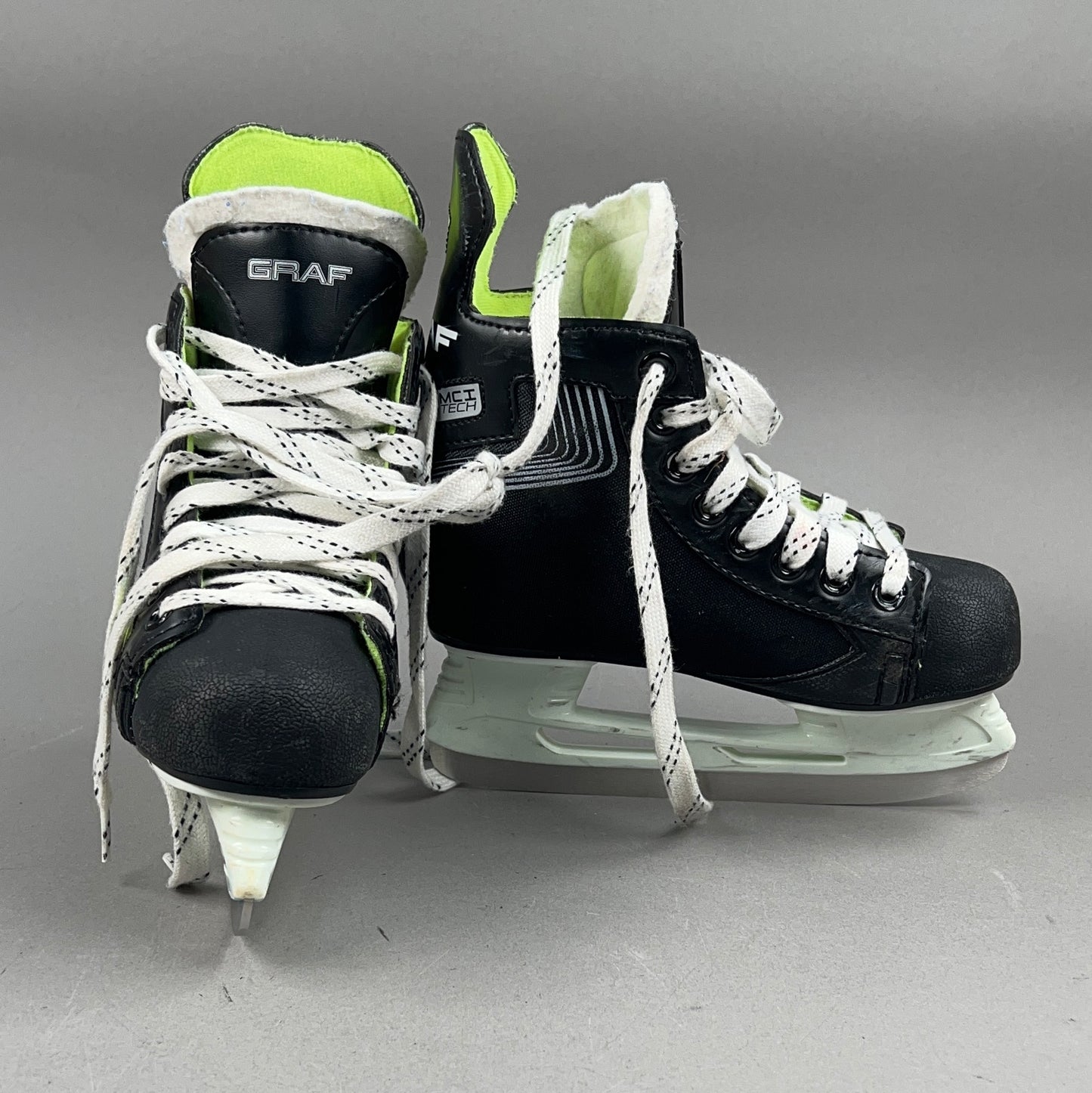 Graf Supra G35 Size 13.5Y Youth Hockey Skates
