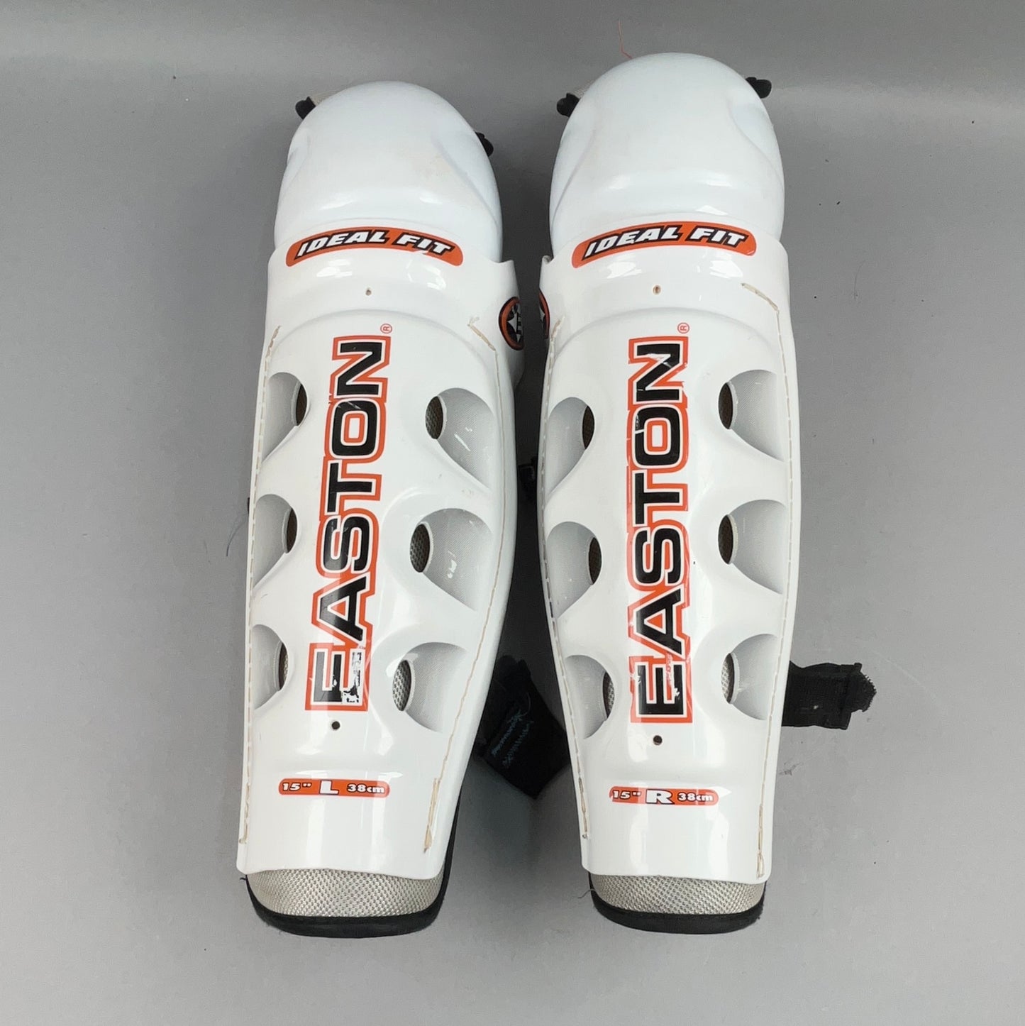 Easton Synergy 300 Senior 15" Vintage Hockey Shin Guards