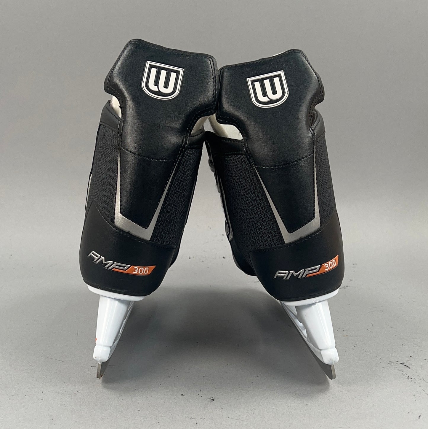 Winnwell AMP 300 Size 6 Intermediate Hockey Skates