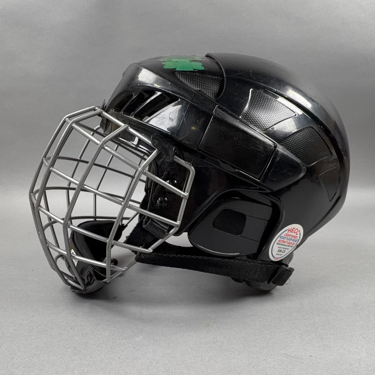 CCM FL40 Medium 6 7/8" to 7 3/8" Hockey Helmet
