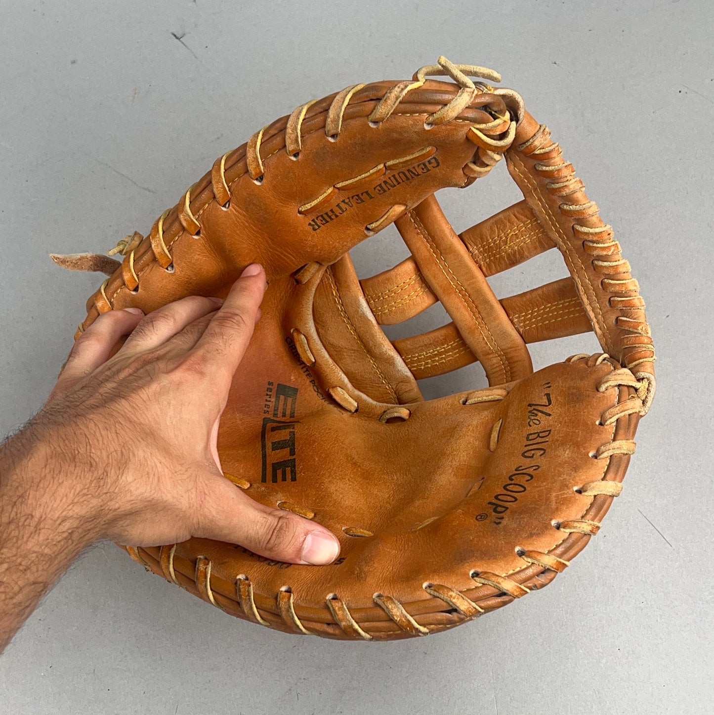 Wilson Elite Series A1690 13" Right Hand Thrower First Baseman's Glove