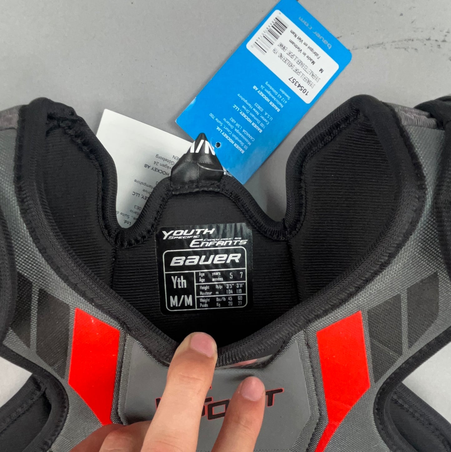 Bauer Lil' Sport Youth Medium Hockey Shoulder Pads