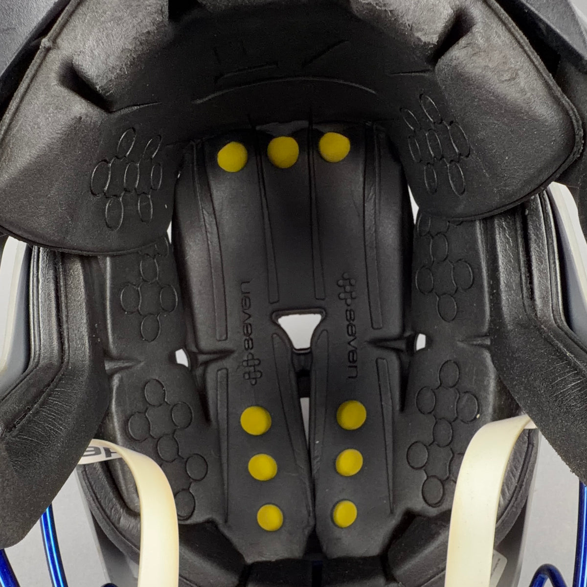 Cascade R OSFM Adjustable 21.5" to 24" Lacrosse Helmet