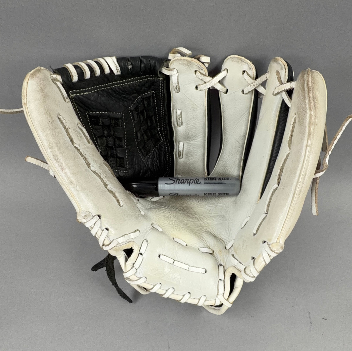 Mizuno Supreme 12.5" Right Hand Thrower Softball Glove