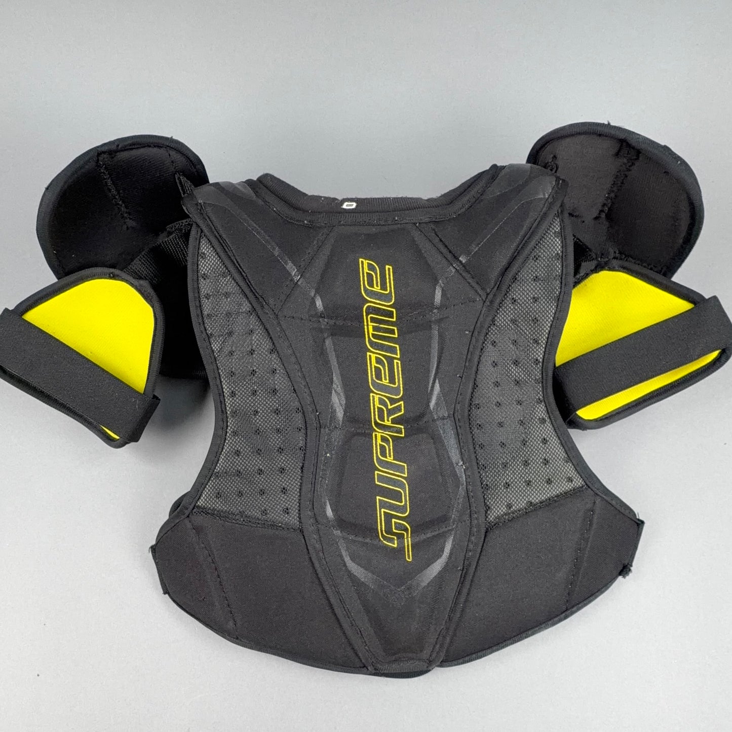 Bauer Supreme S29 Junior Medium Hockey Shoulder Pads