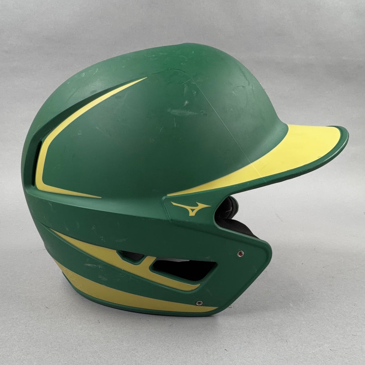 Mizuno F6 7 3/8" to 7 7/8" Senior Baseball Batting Helmet