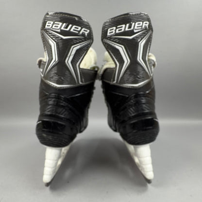 Bauer XLS Size 6.5 Intermediate Hockey Skates