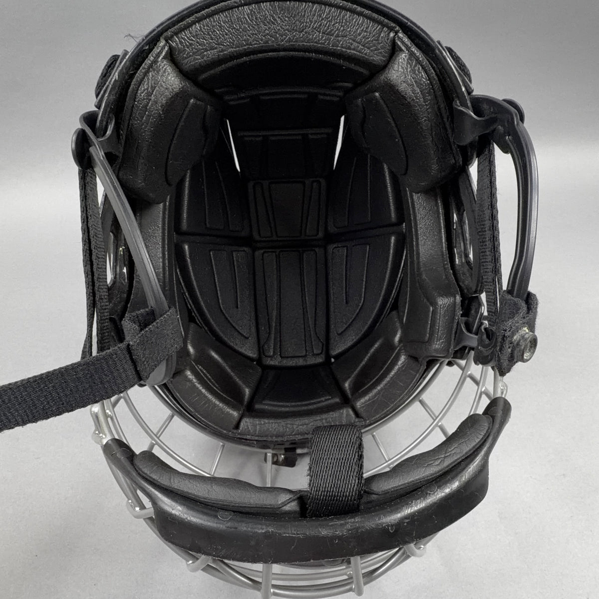 CCM FL40 Medium 6 7/8" to 7 3/8" Hockey Helmet